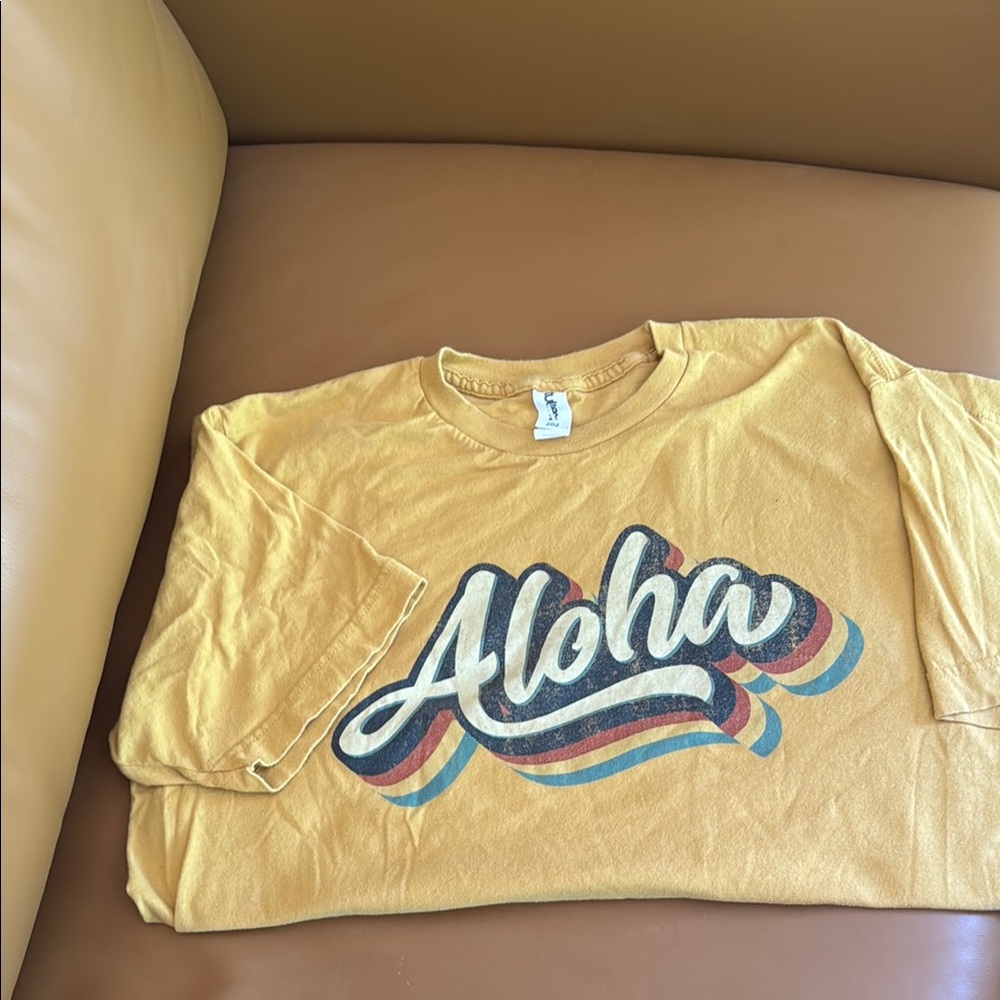 Tultex Gold Short Sleeve Tee Retro Style